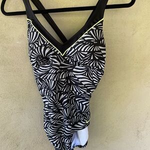 Nike One Piece Swimsuit size Medium